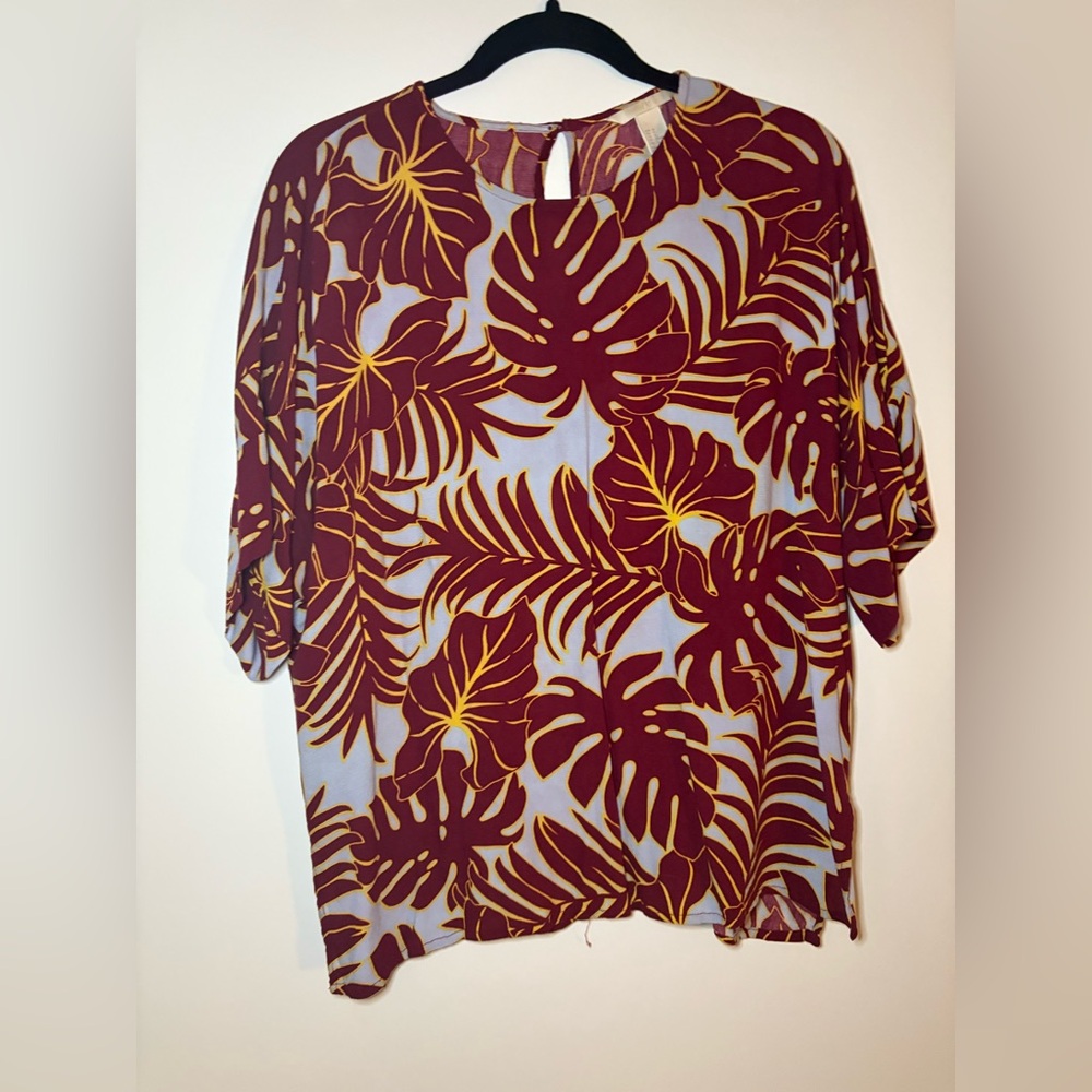 White Short Sleeve Boxy Blouse with Tropical Leaf Pattern